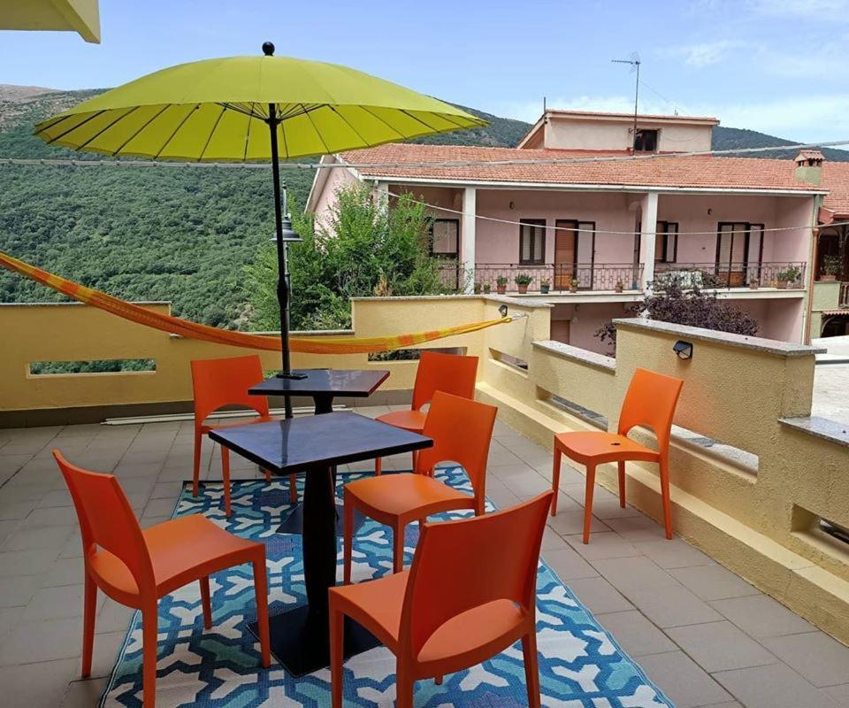 Sa Stiddiosa Guesthouse Gadoni 外观 照片